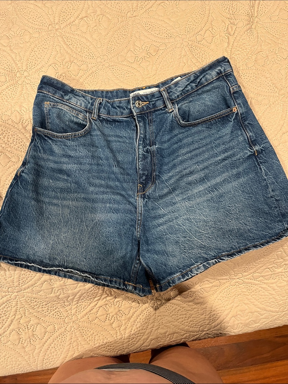 Zara size 12 denim shorts